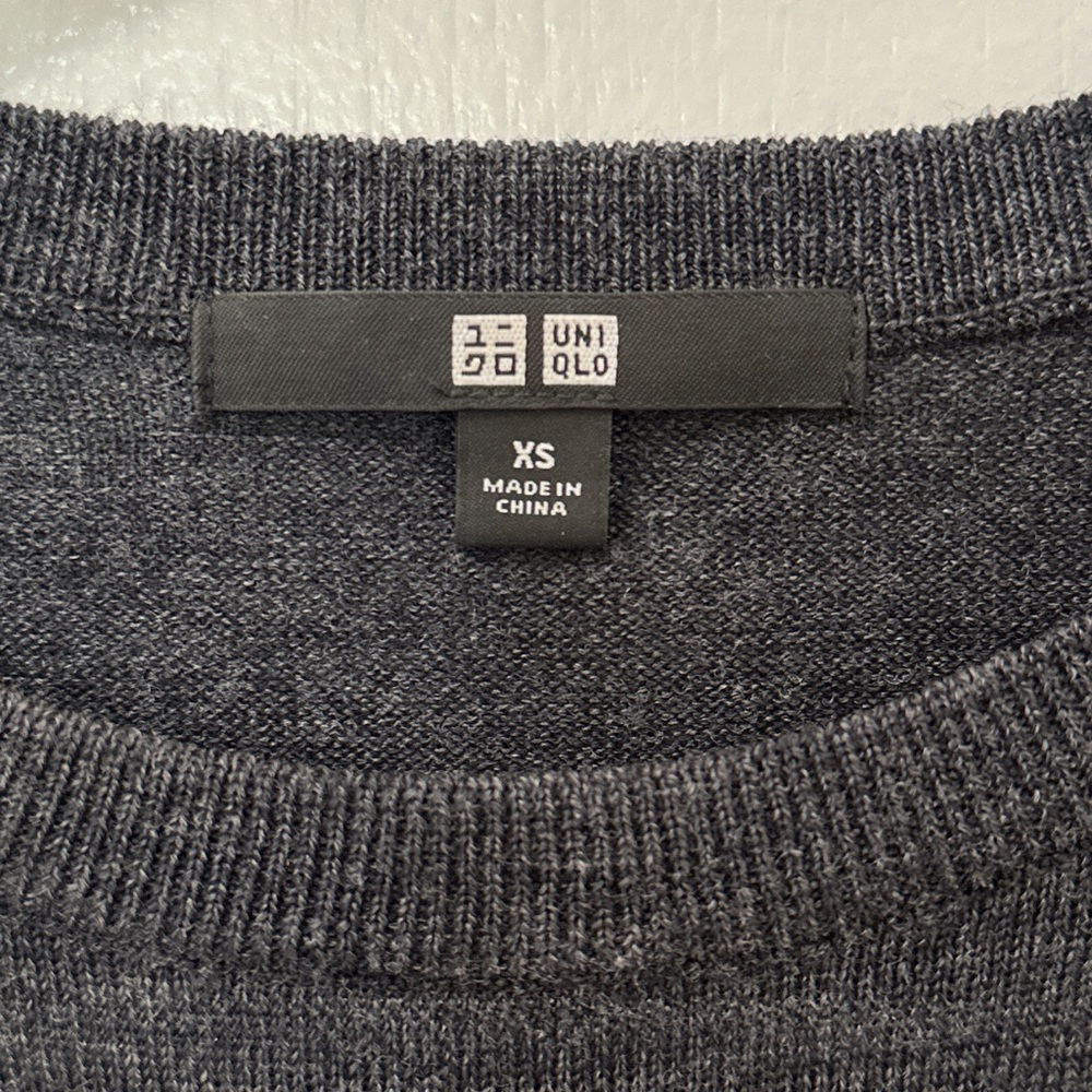 Uniqlo Gray Women's Sweater